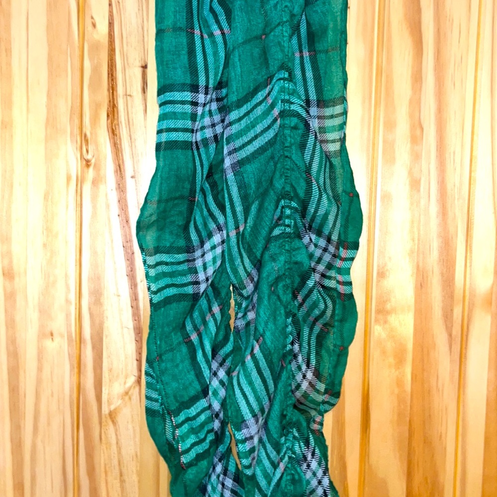 Scarf - Picture 3 of 4